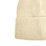 Топла зимна шапка - бежова 