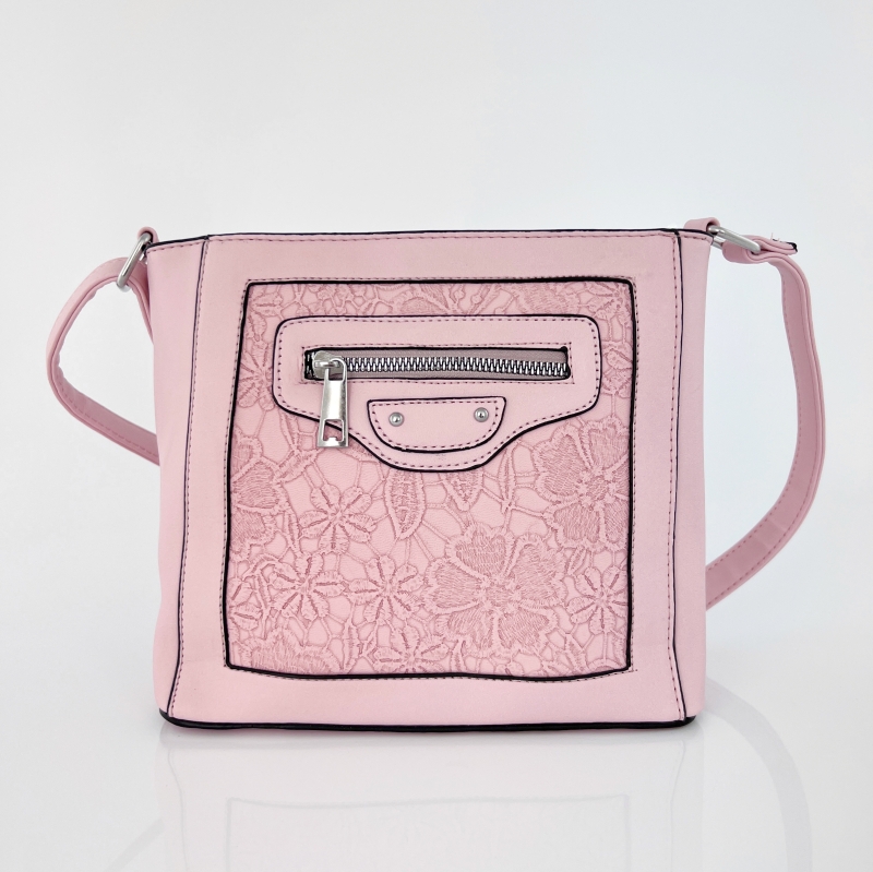 Удобна дамска чанта за през рамо - розова
