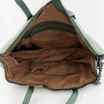 Голяма комфортна дамска чанта с много джобове - зелена 