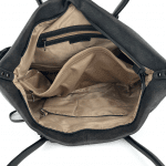 Комфортна дамска чанта с много джобове и преграда - черна 