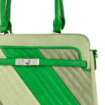 Удобна дамска чанта с много джобове - зелена