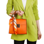 Чанта от естествена кожа с фишу Alessandra - зелена 