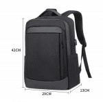 Раница за лаптоп 15.6" от водоустойчив материал, с USB порт - черна 