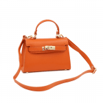 Малка чанта за през рамо от естествена кожа - оранжева