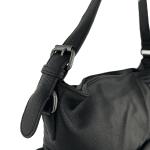Дамска чанта тип торба с много джобчета - черна