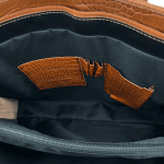 Бизнес чанта от естествена кожа с крокодилски принт - бежова