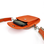 Чантичка през рамо с  джоб за телефон - оранжева 