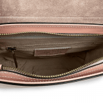 Чанта за през рамо от естествена кожа Ramona - розова
