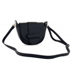 Чанта за през рамо от естествена кожа Leandra - черна 