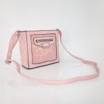 Удобна дамска чанта за през рамо - розова