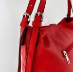Интересна дамска чанта - червена