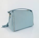 Дамска чанта за през рамо от естествена кожа с 2 дръжки - светло синя
