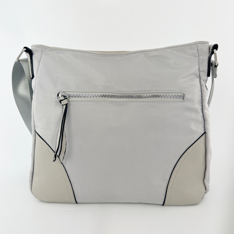 Дамска чанта за през рамо от водоустойчив материал - сива 