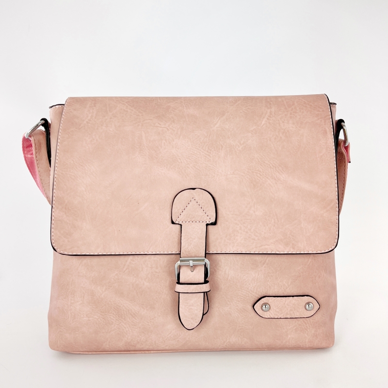 Дамска чанта за през рамо - розова 