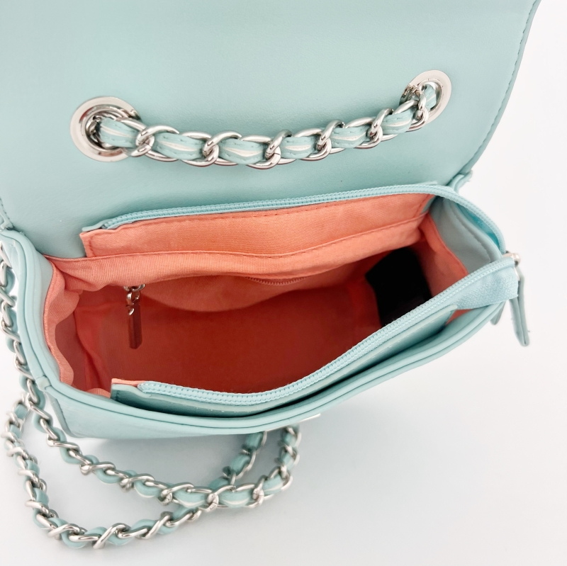 Diana & Co - дамска чанта за през рамо  - светло синя 