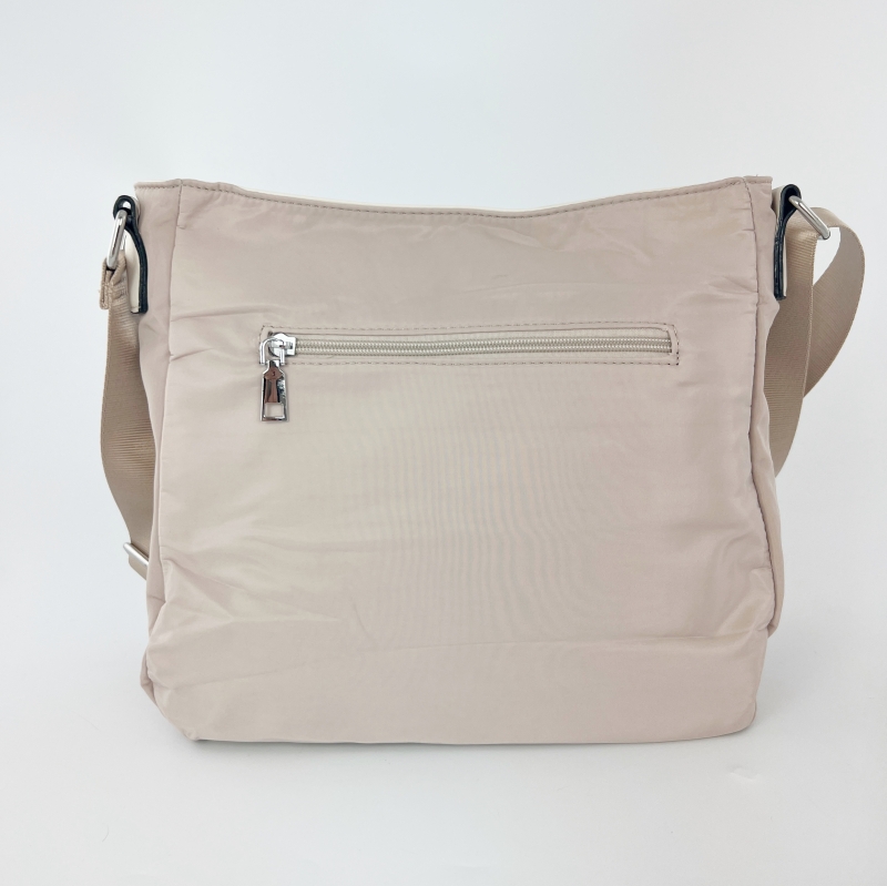 Дамска чанта за през рамо от водоустойчив материал - бежова 