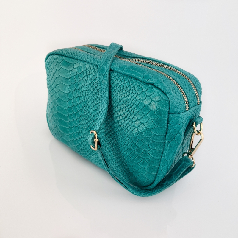 Чанта за през рамо от естествена кожа с крокодилски принт - Bella