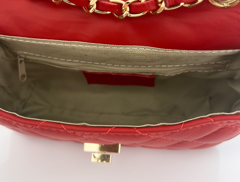 Капитонирана чанта за през рамо от естествена кожа - Mila